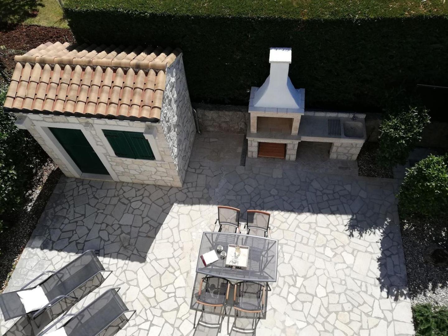 Apartments Adrijana Malinska Rom bilde